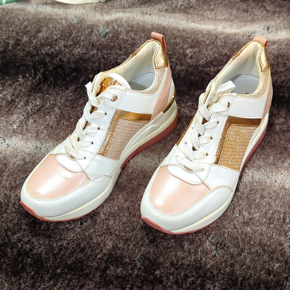 Pink, White, and Gold Renato Garini -Italy sneakers Size 38 (7.5)